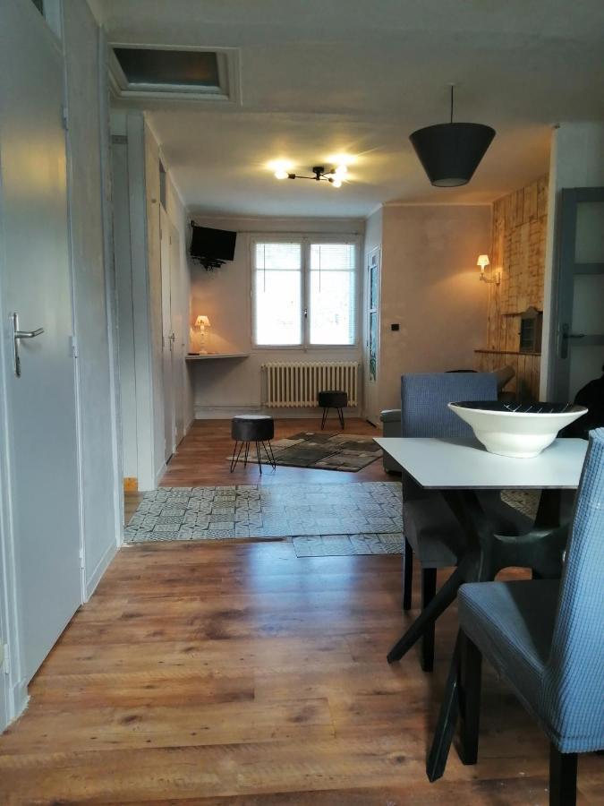 La Mirabelle-Casteil Country House Pensionat Eksteriør billede