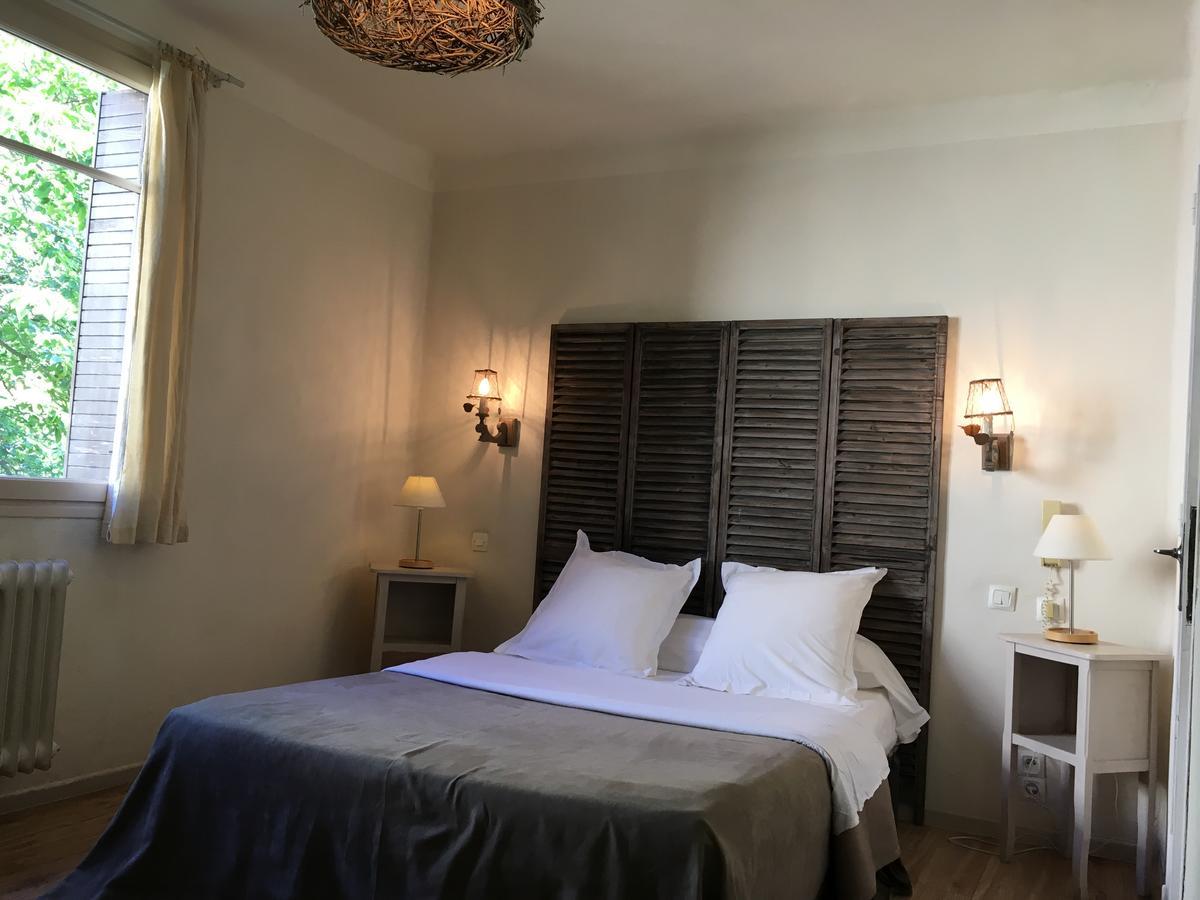 La Mirabelle-Casteil Country House Pensionat Eksteriør billede