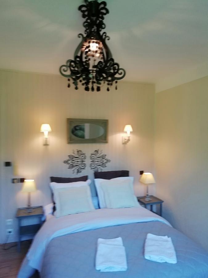 La Mirabelle-Casteil Country House Pensionat Eksteriør billede