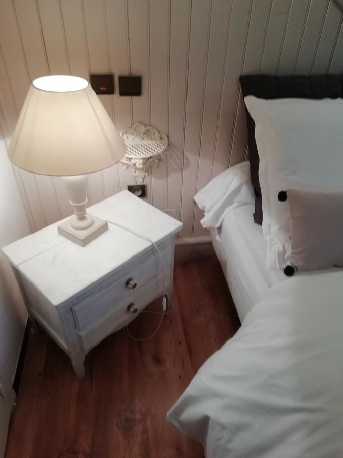 La Mirabelle-Casteil Country House Pensionat Eksteriør billede