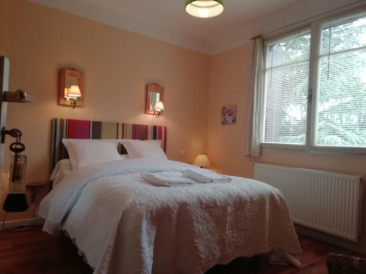 La Mirabelle-Casteil Country House Pensionat Eksteriør billede
